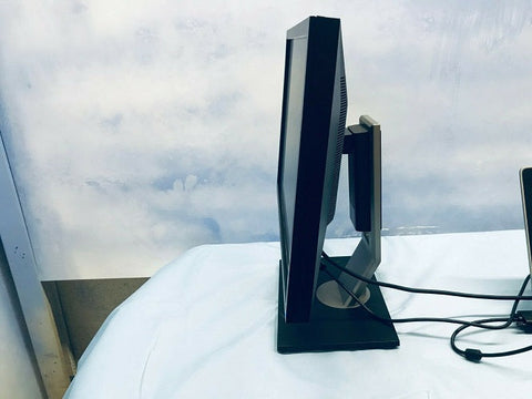 Dell P2212HB 1920 x 1080 Resolution 22" Widescreen LCD Flat Panel Computer Monitor Display - Refurbished